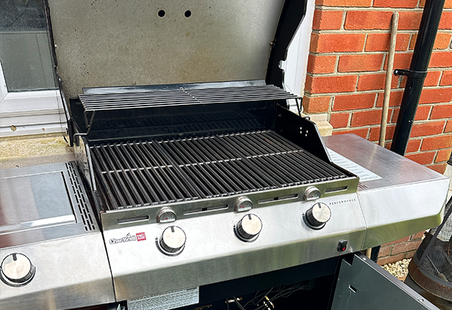 bbq cleaning services in Walton-On-Thames - After cleaning 3