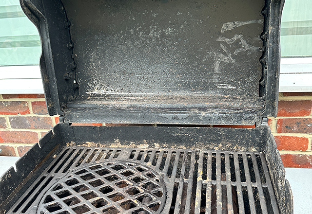 bbq cleaning services in West-Byfleet - Before cleaning 0